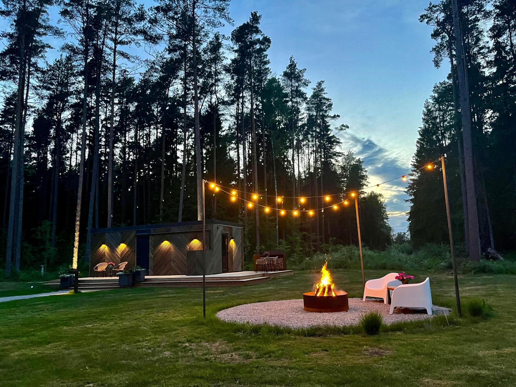 Ferienhaus Mustika Mirror Minivilla Saunaga Kärdla