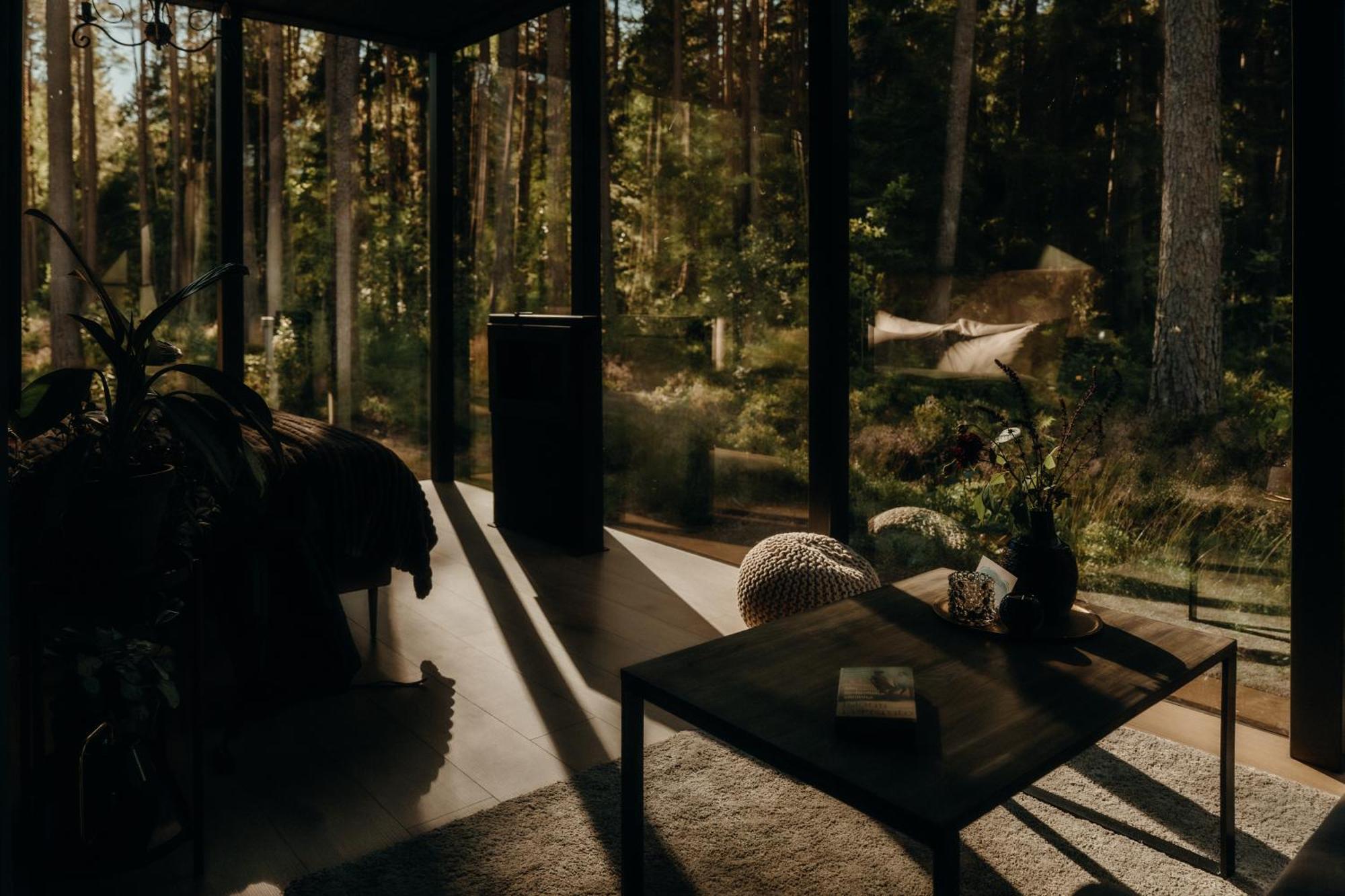 Mustika Mirror Minivilla Saunaga Ferienhaus Kärdla